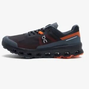 On clouds Size 8